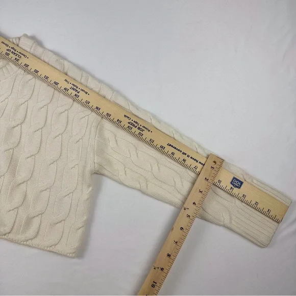 ARITZIA Babaton Cable Knit Glory Wool Cropped Sweater in Heather Birch
2XS EUC - Picture 4 of 12